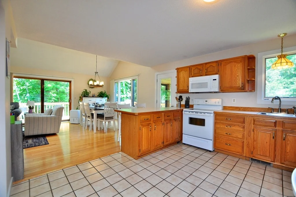 Photo of 154 Brook Ln