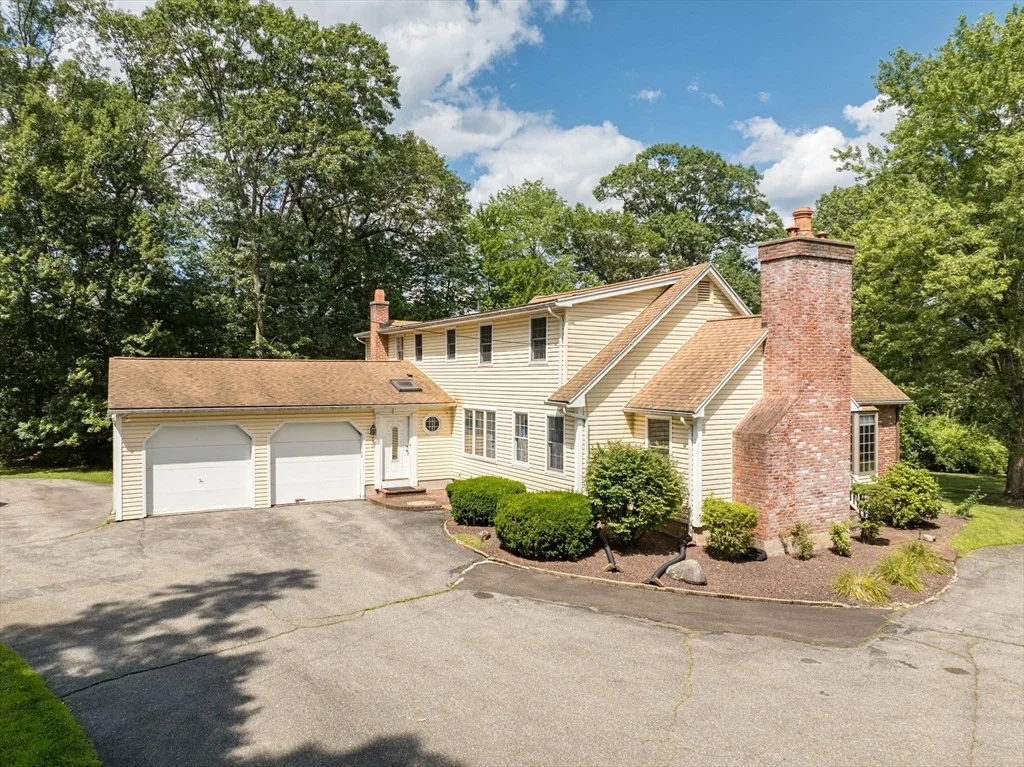 Photo of 98 Blossom Rd