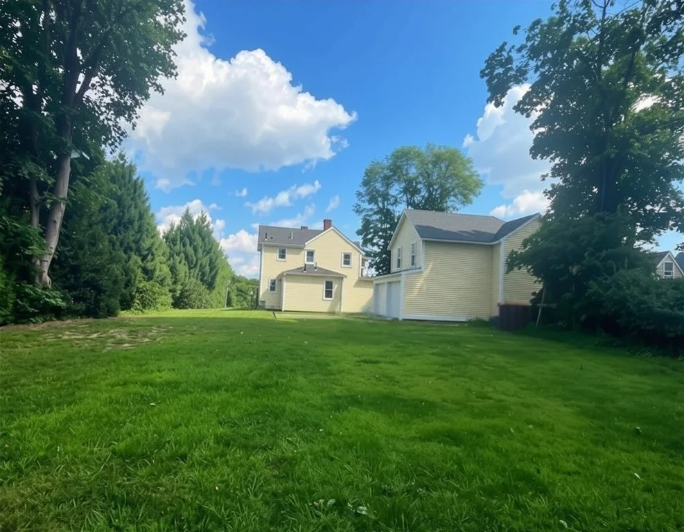 Photo of 398 Main St
