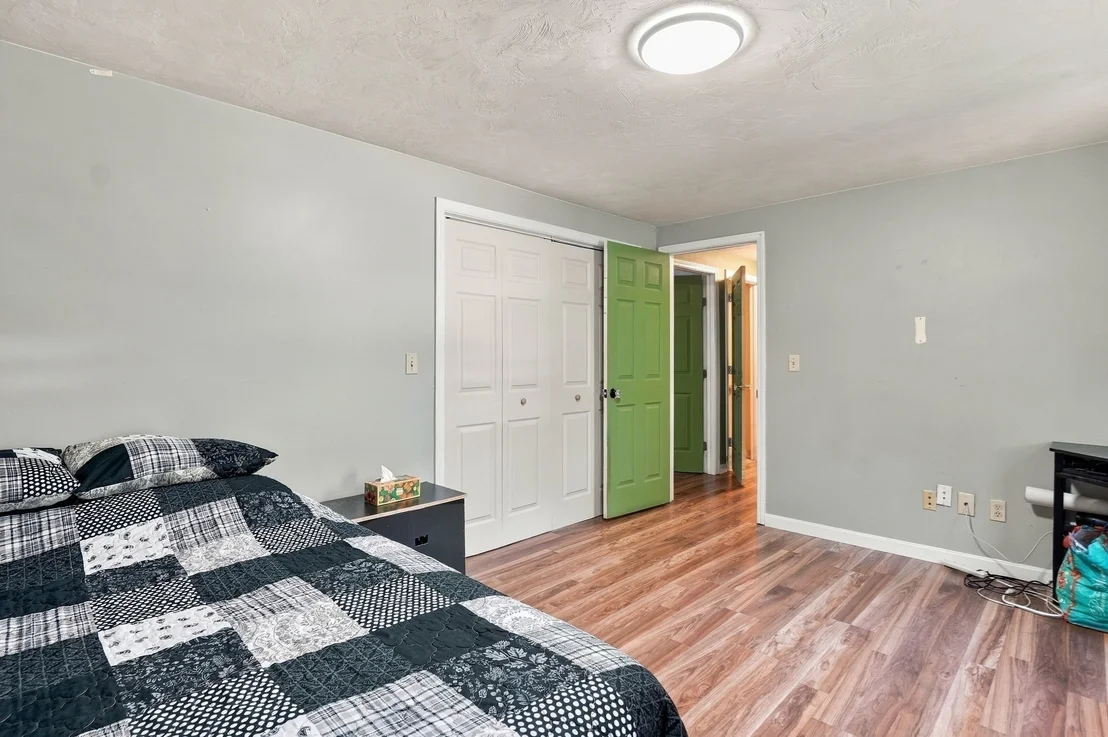 Photo of 10 Flaxfield Road