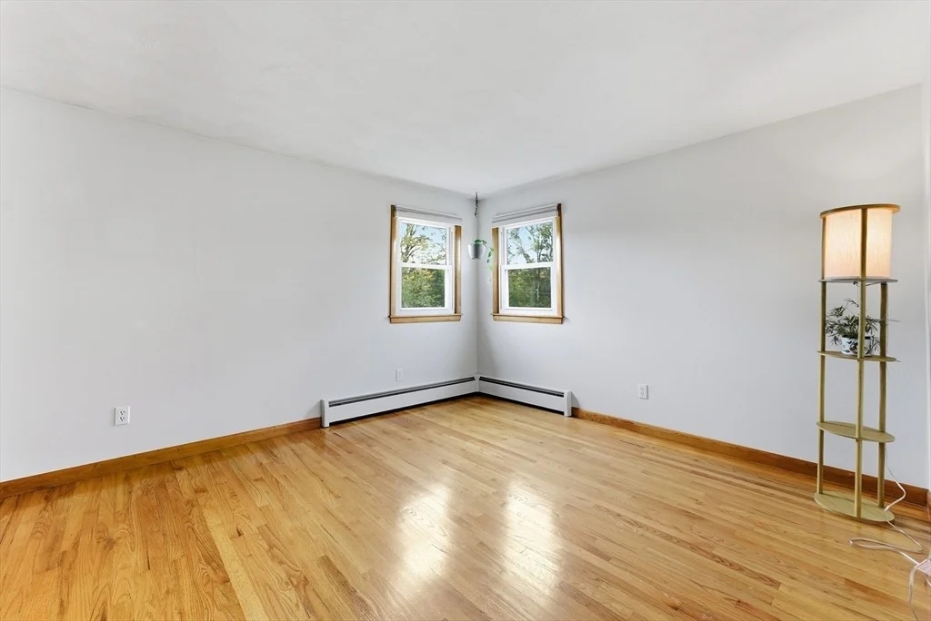 Photo of 97 Mountain Rd
