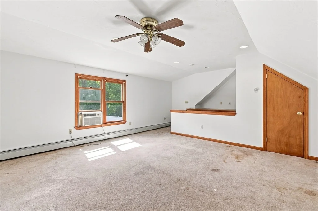 Photo of 69 White Pond Rd