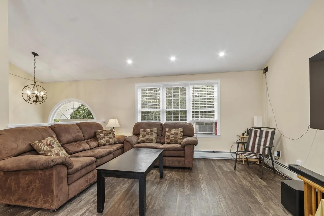 Photo of 30 2nd St