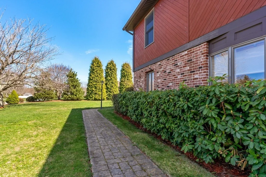 Photo of 5 Daniel Ln