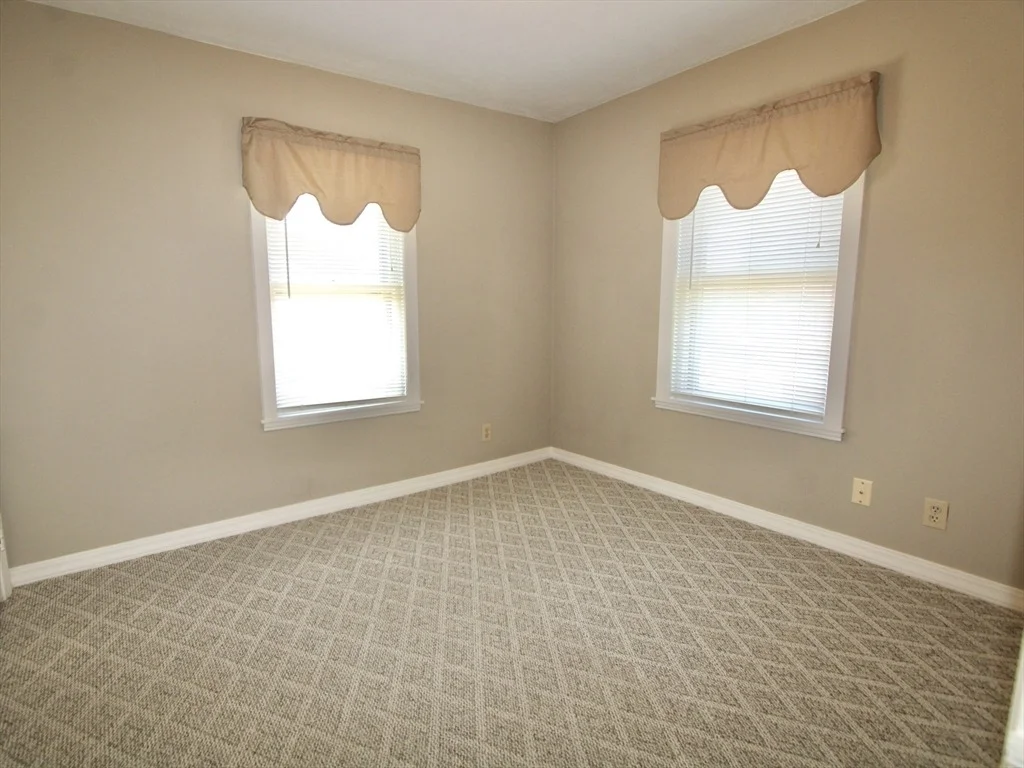 Photo of 25 Rollinson Rd