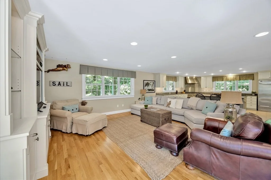 Photo of 72 Highwood Way