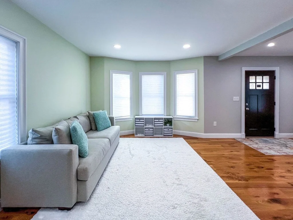 Photo of 85 Prescott St