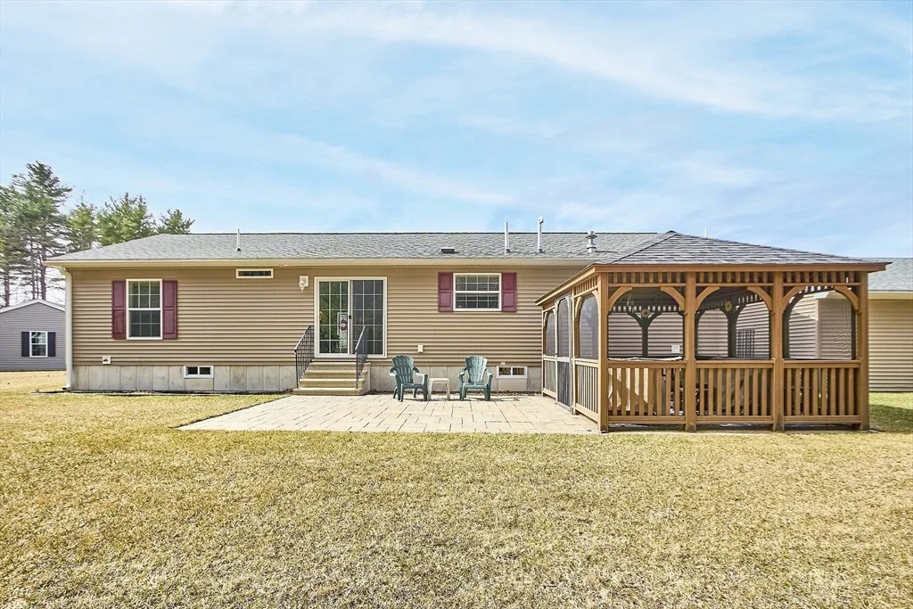 Photo of 140 Ruby Road