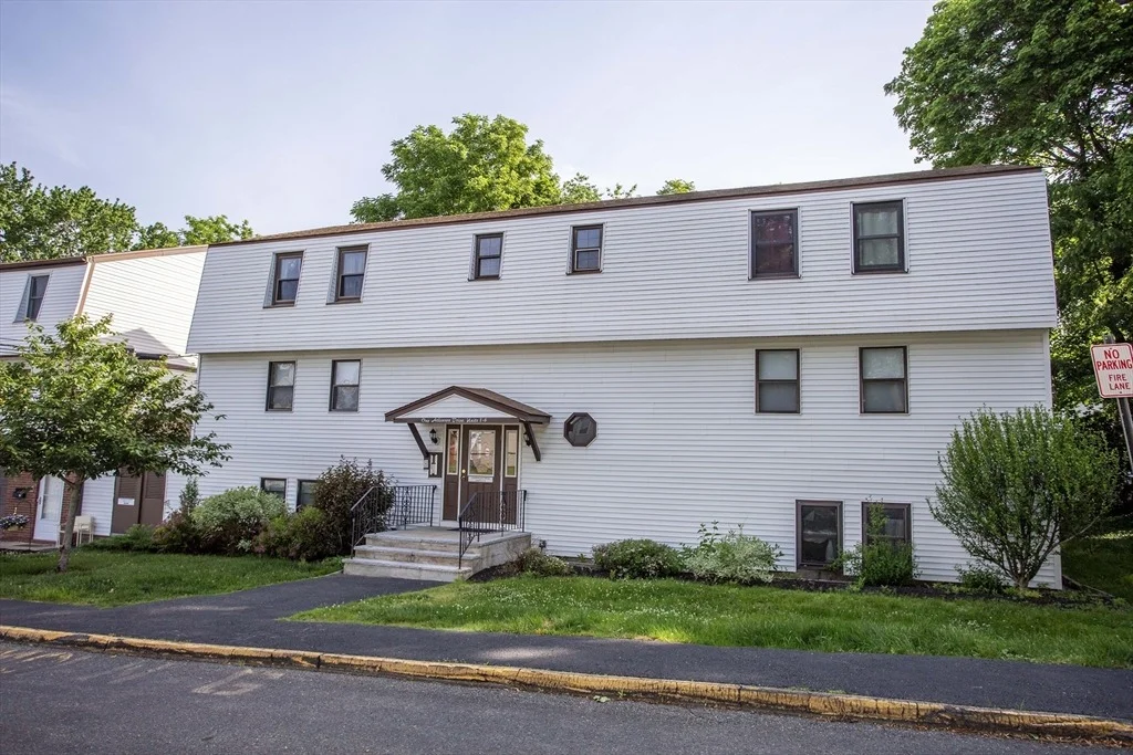 Photo of Unit 1 at 1 Atkinson Dr