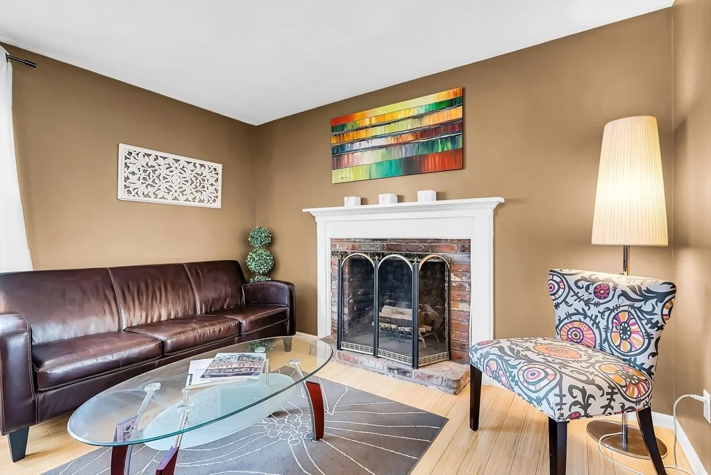 Photo of 2 Juniper Cir