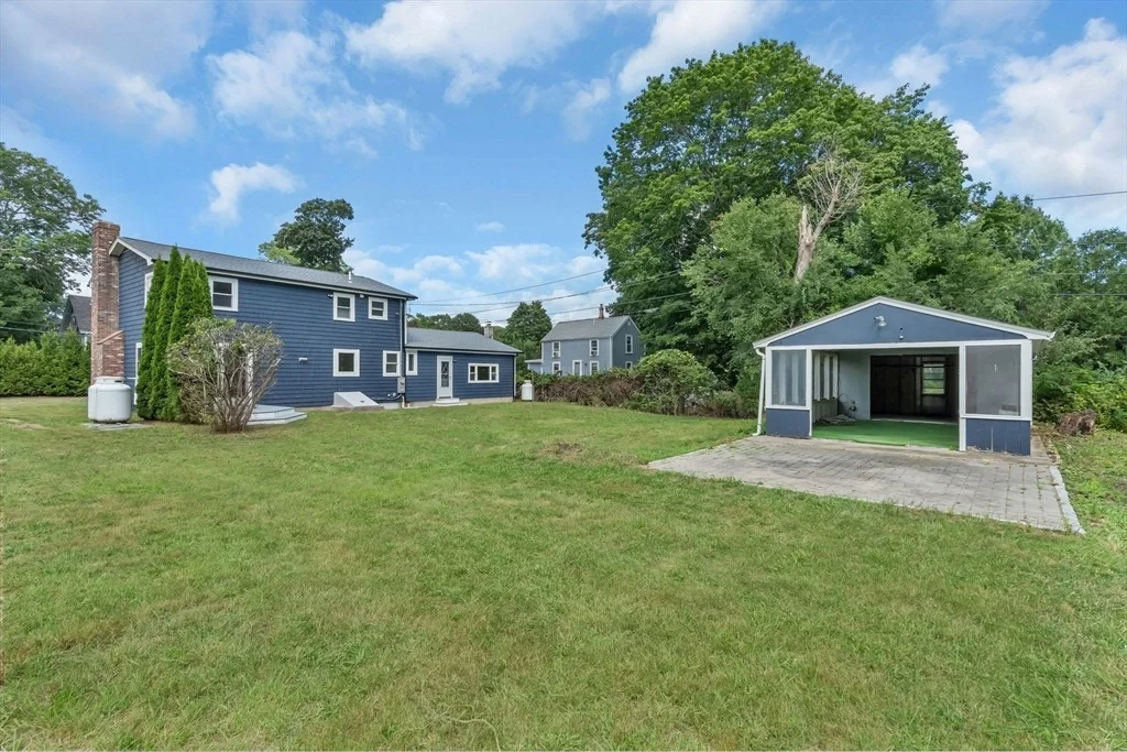 Photo of 10 Briggs Ln