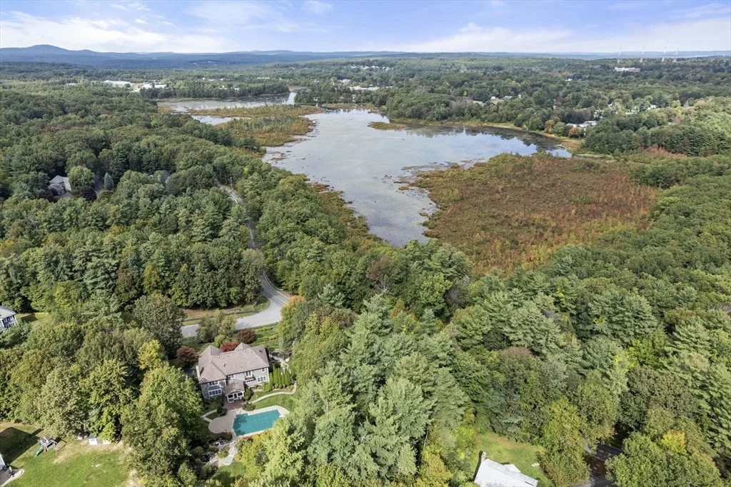 Photo of 253 Cranbrook Dr
