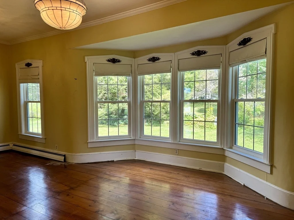 Photo of 4 Plainfield Road