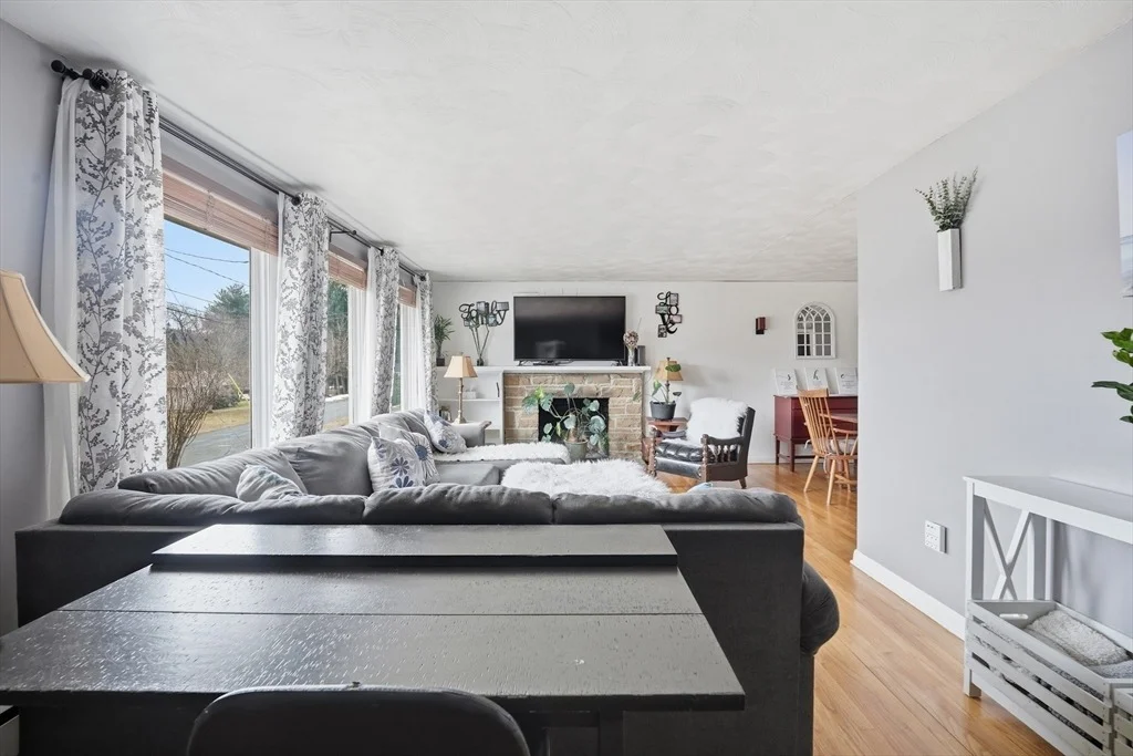 Photo of 11 Laurel Ter
