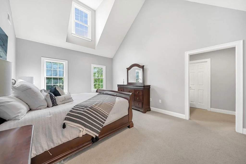 Photo of 1125 Burroughs Rd