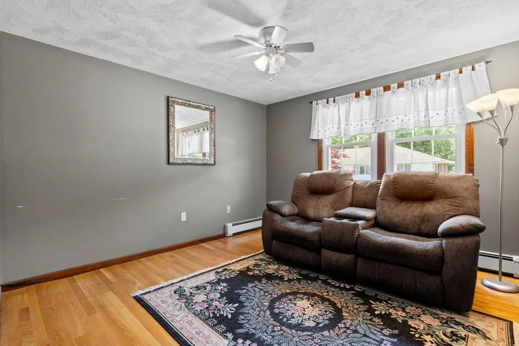 Photo of 11 Sparhawk Cir