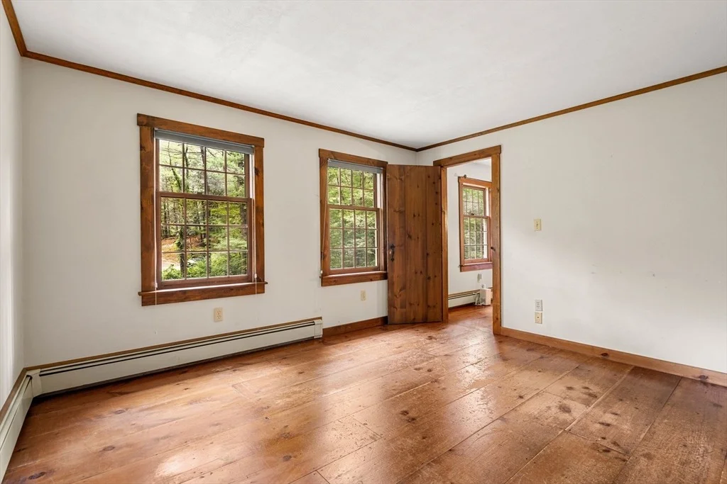 Photo of 124 Raddin Rd