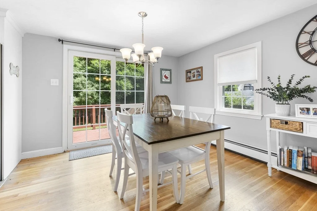Photo of 35 Oakmeadow Ln