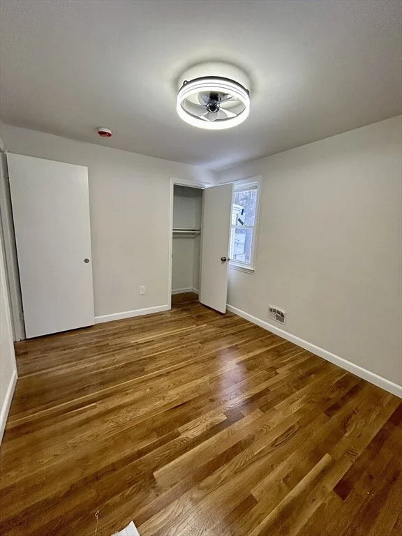 Photo of 48 Hemlock Dr