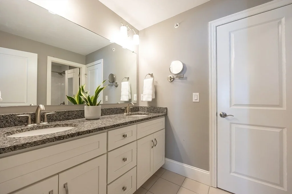 Photo of Unit 4 at 4 Riverstone Way