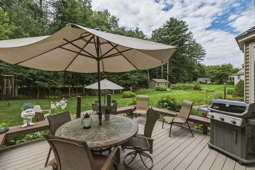 Photo of 2 Bayberry Ln