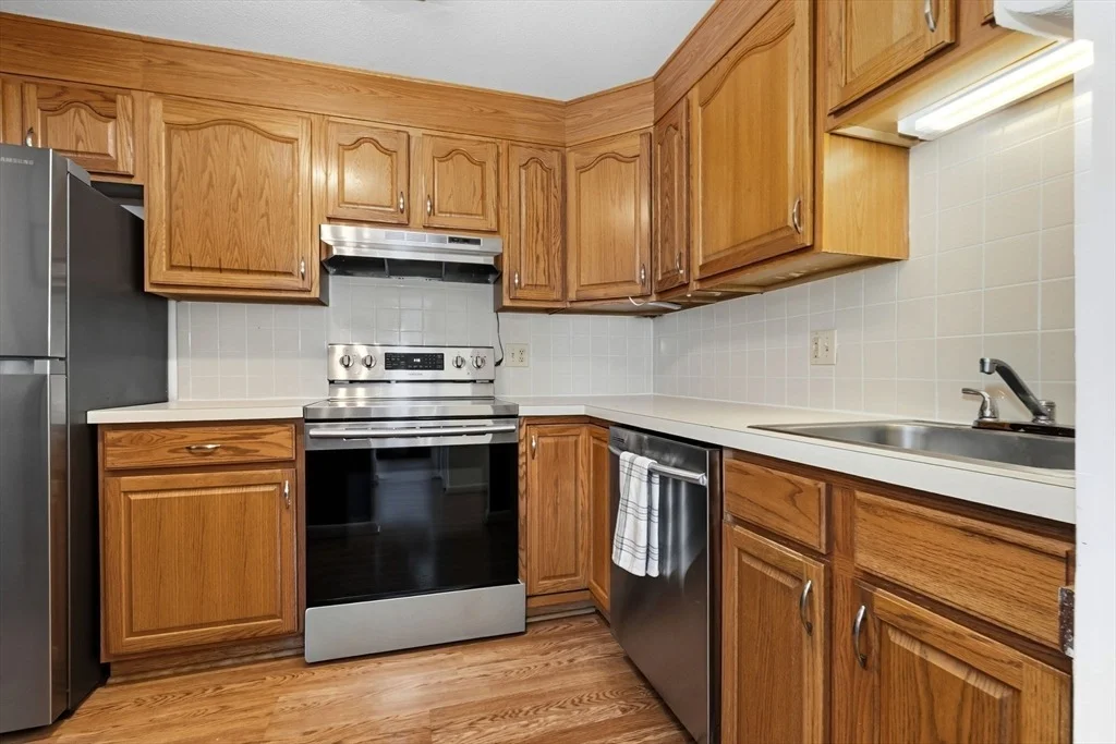 Photo of Unit B13 at 1 Colonial Dr