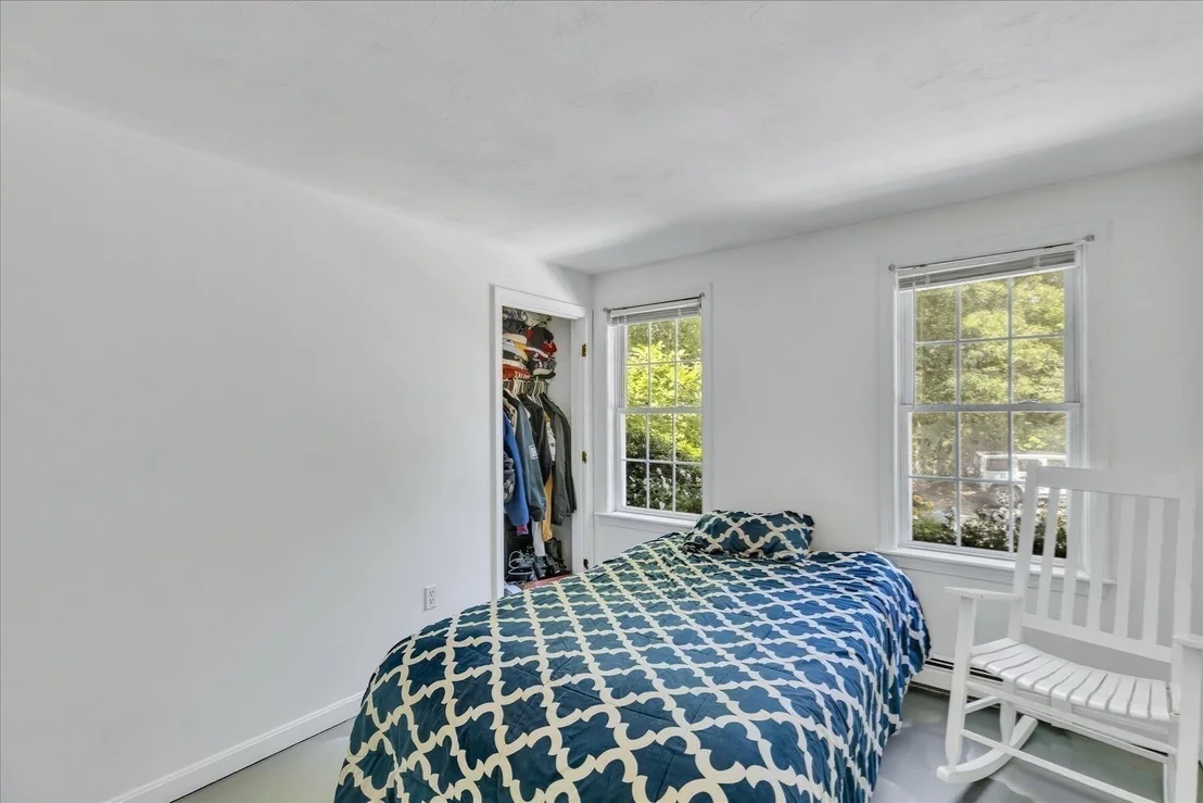 Photo of 36 Helmsman Dr