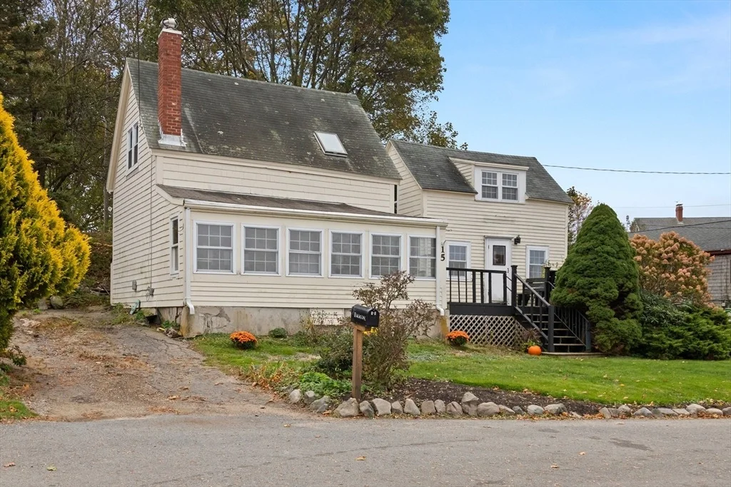 Photo of 15 Eagle Hill Rd