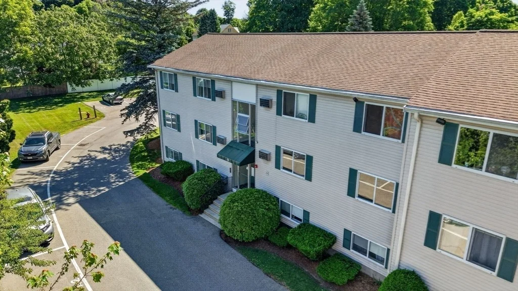 Photo of Unit B3 at 16 Appleton Park