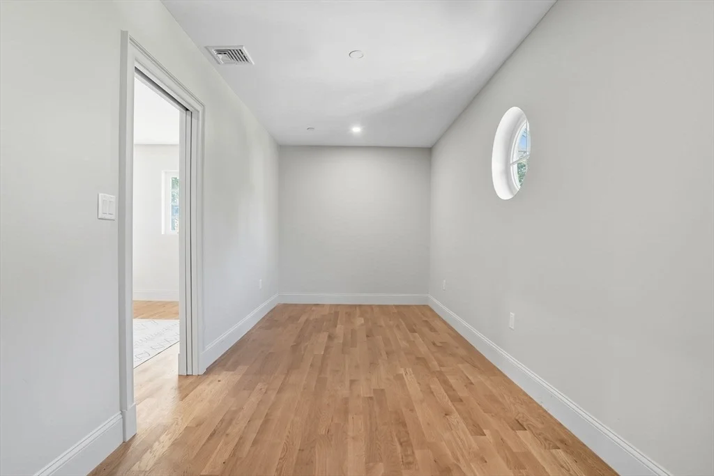 Photo of 9 Lovis Ave