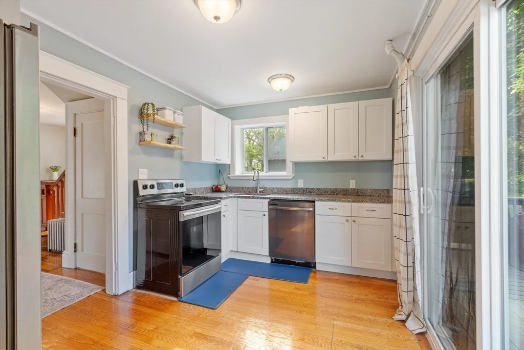 Photo of 147 Wallingford Ave
