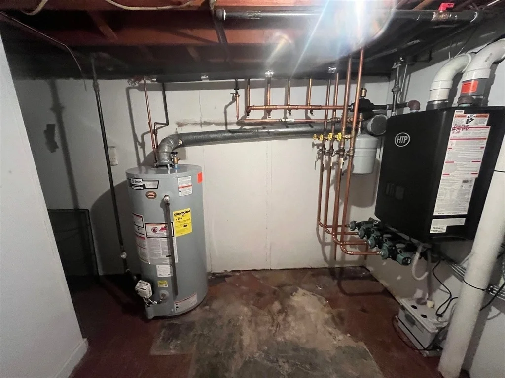 Photo of 17 Silver St Ext