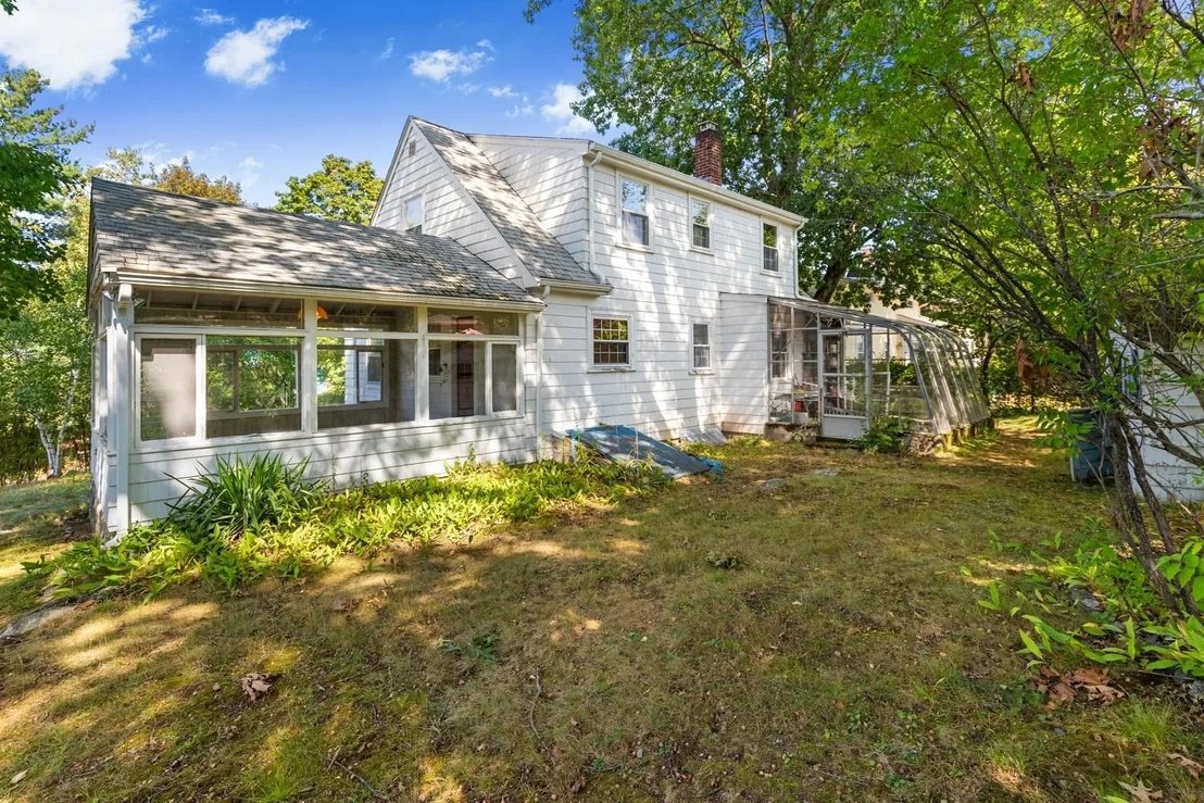 Photo of 40 Valentine Rd