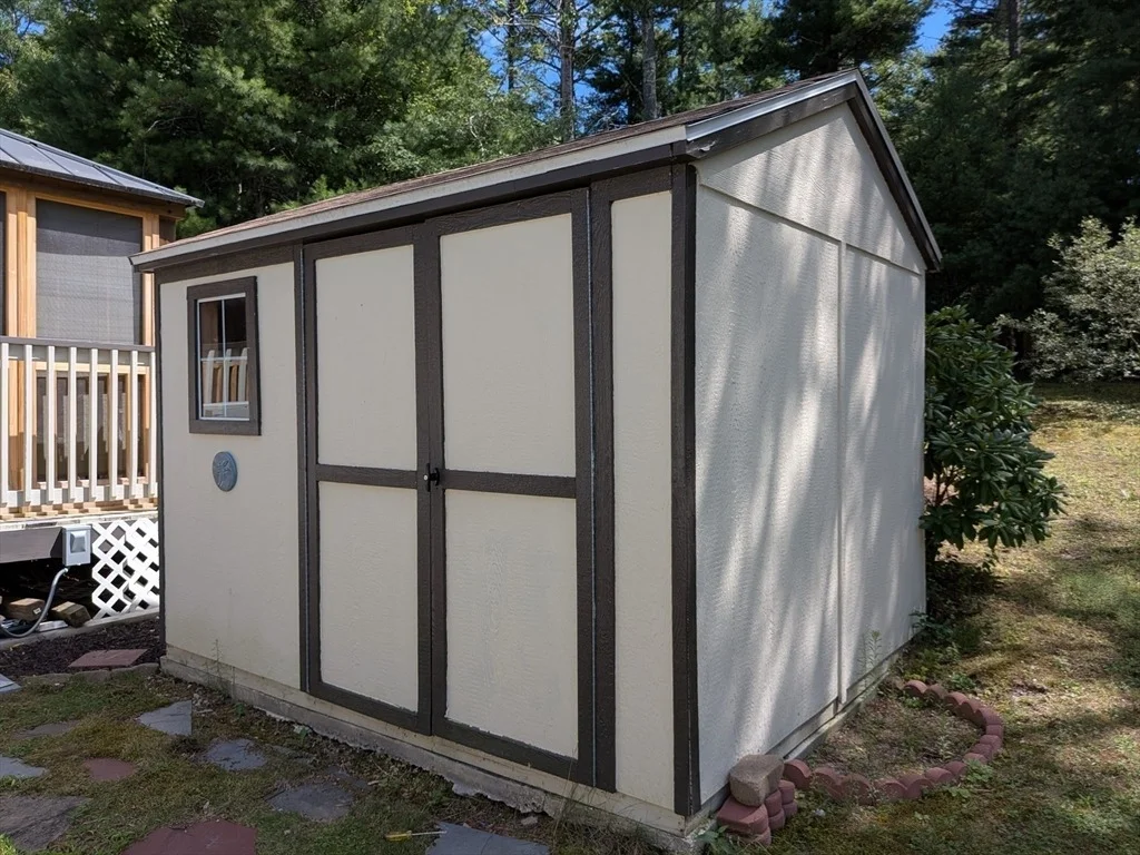 Photo of 10 Jefferson Way