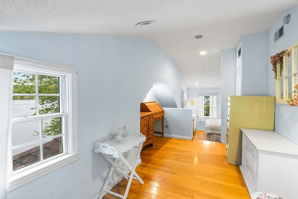 Photo of 11 Bayside Dr