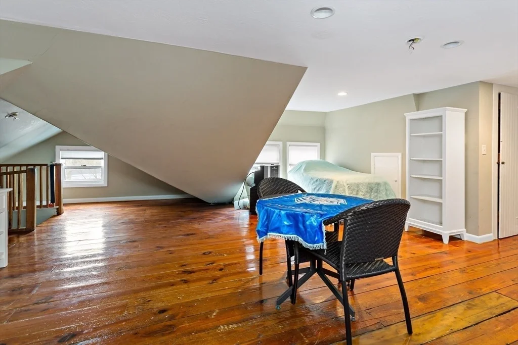 Photo of 83 Davis Straits