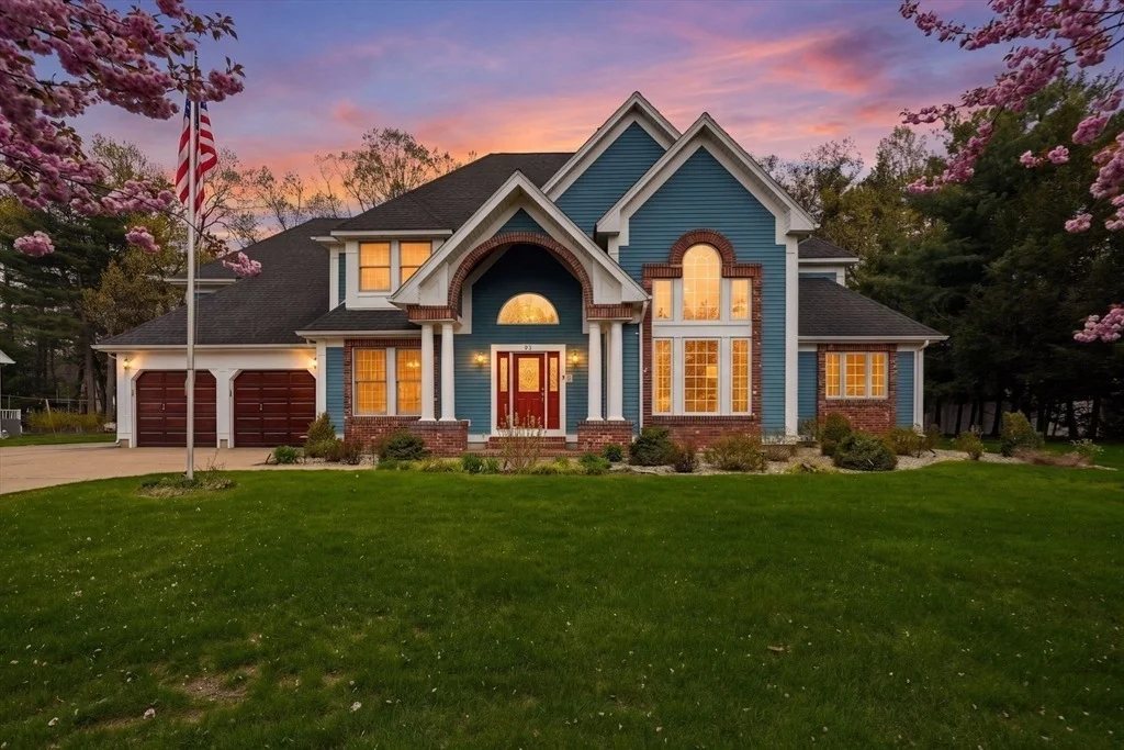 Photo of 42 Gary Dr