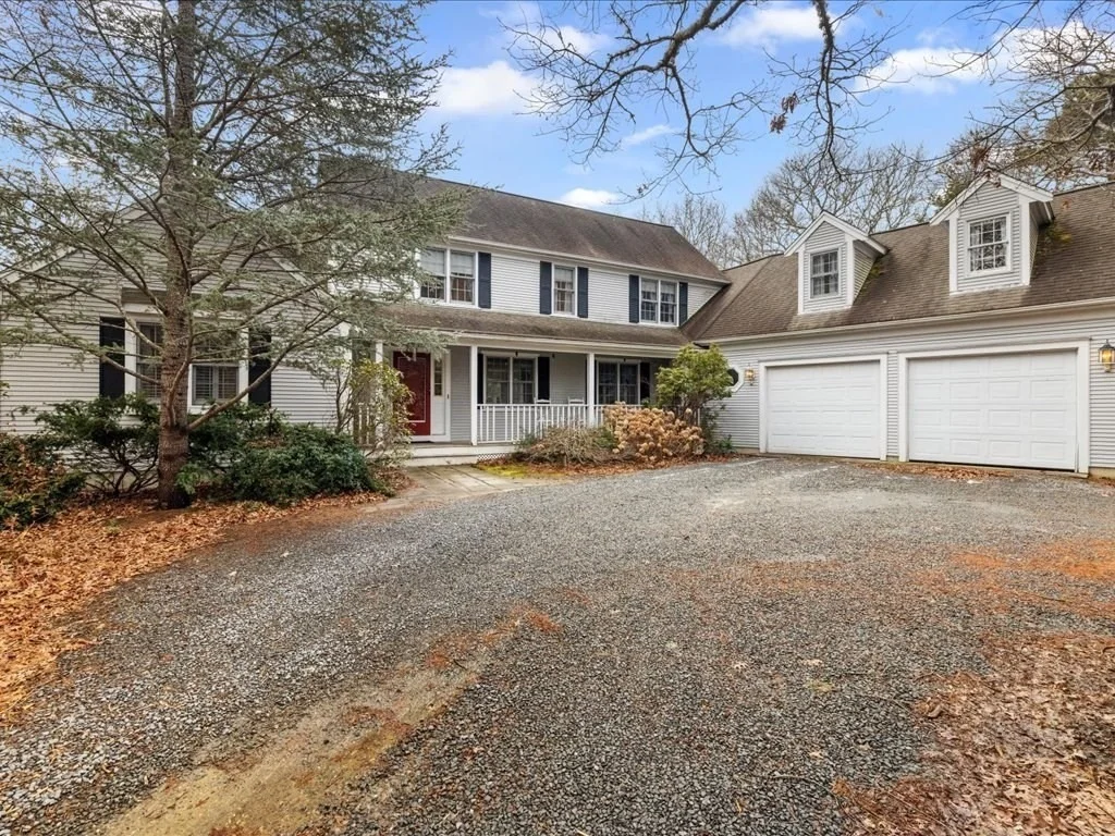 Photo of 203 Cotuit Bay Dr