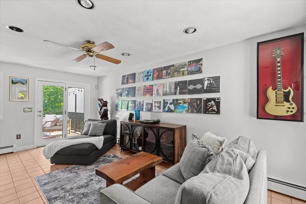 Photo of 65 May St