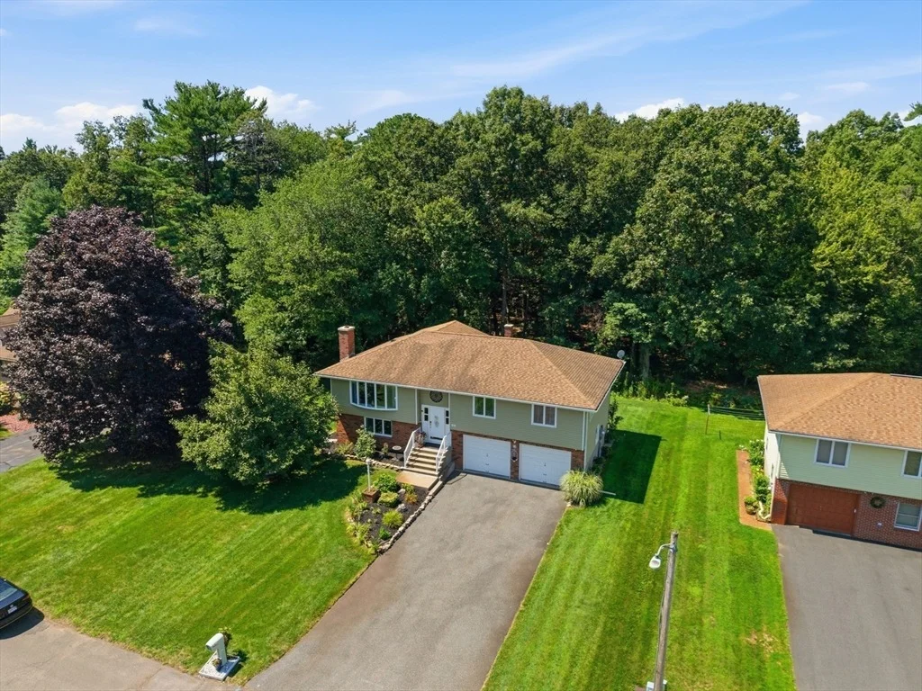 Photo of 98 Mclean Parkway