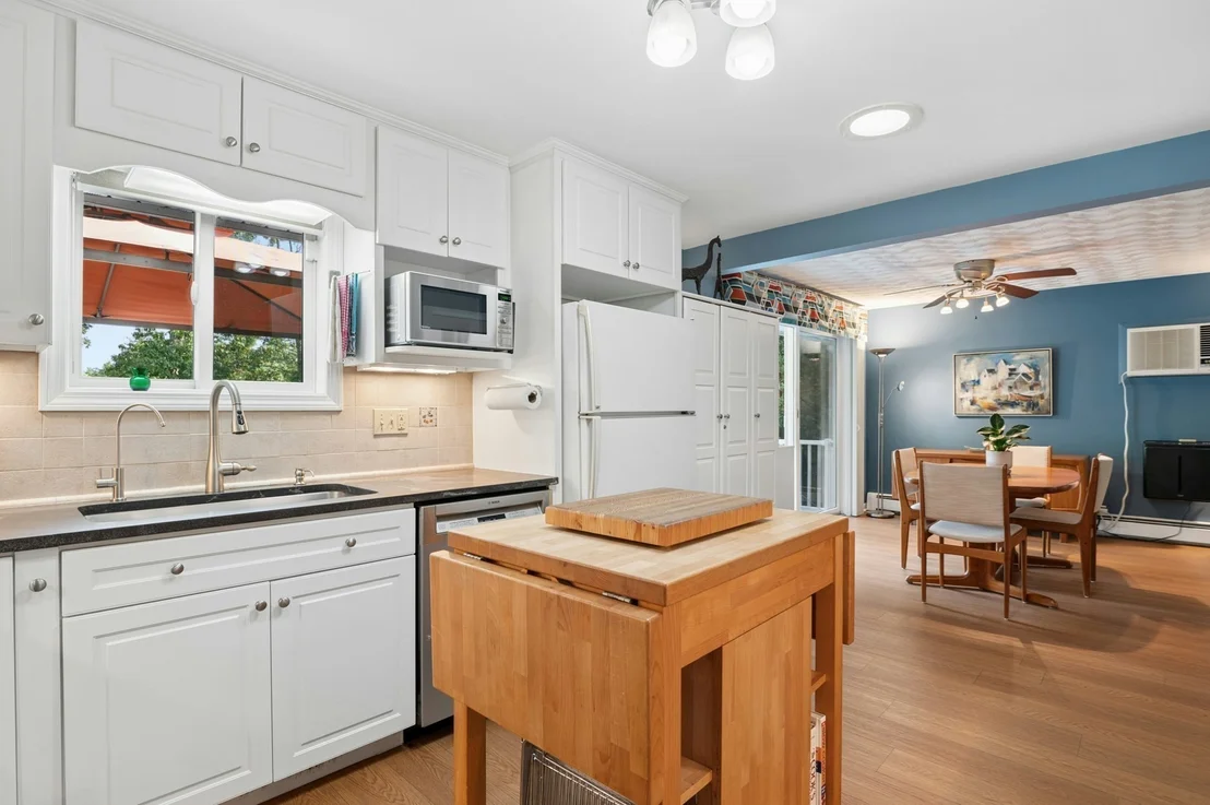 Photo of 11 Greybert Ln