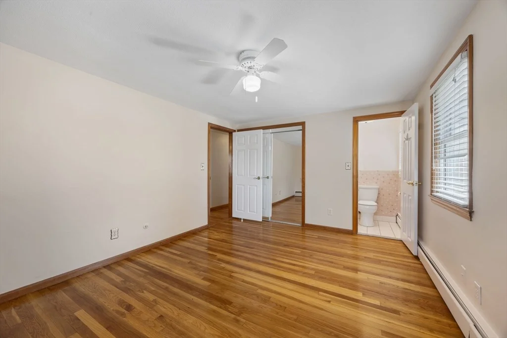 Photo of 5 Manter Ct