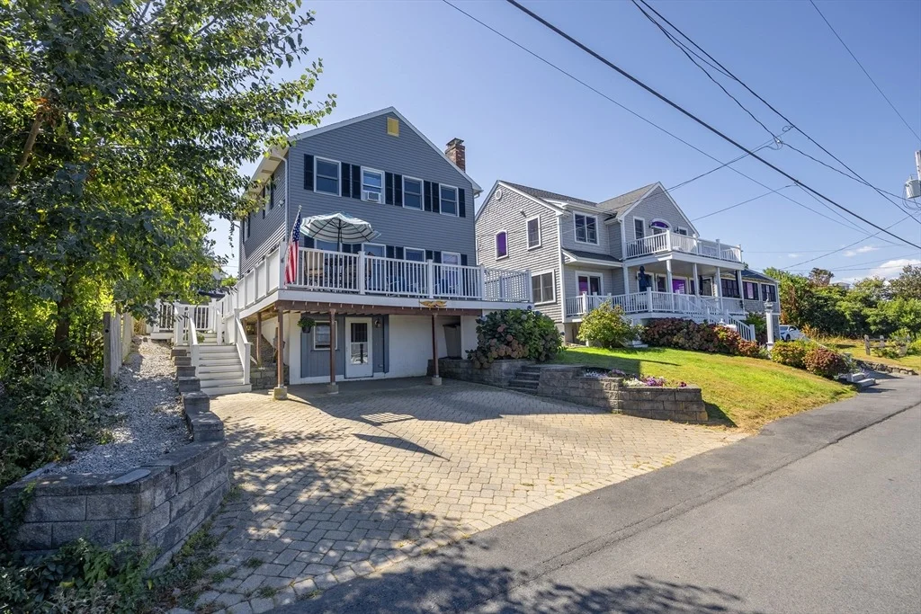 Photo of 38 Point Allerton Ave