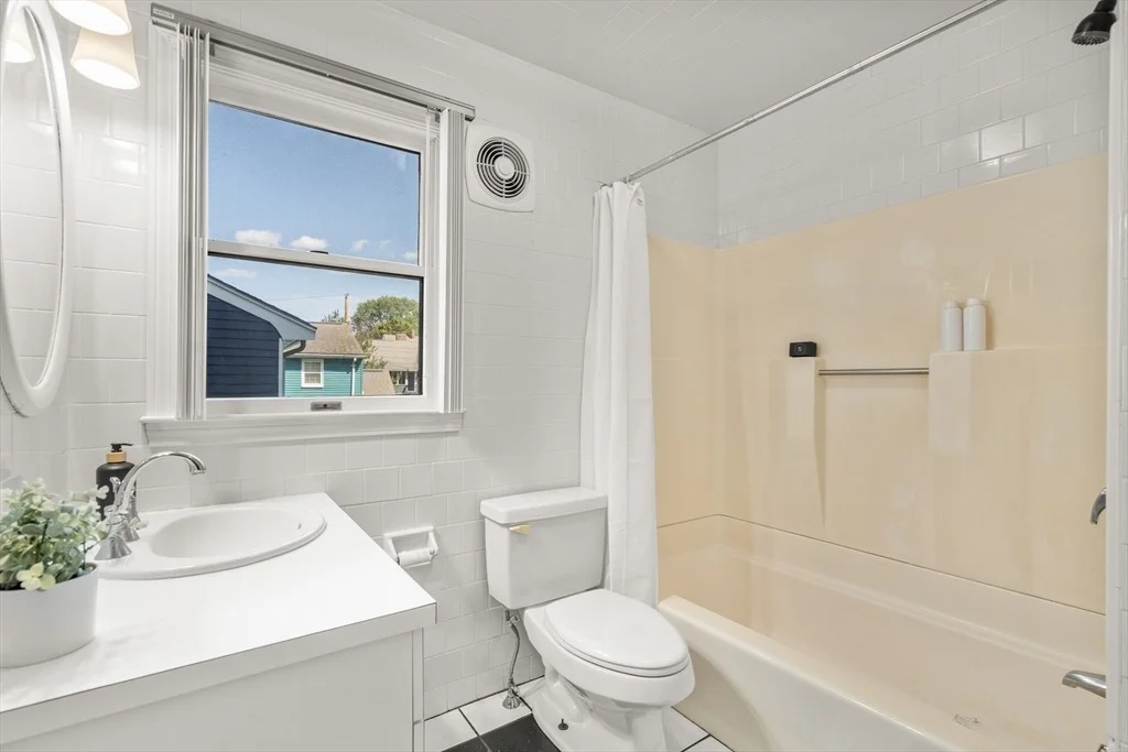Photo of 260 Hillside Avenue
