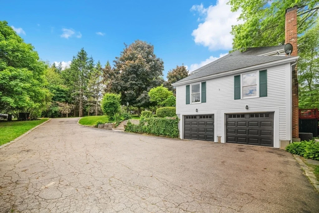 Photo of 4 Skyview Dr