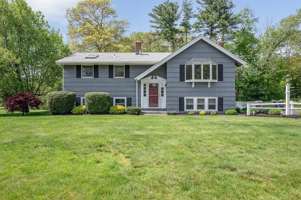 Photo of 83 Mullen Ln