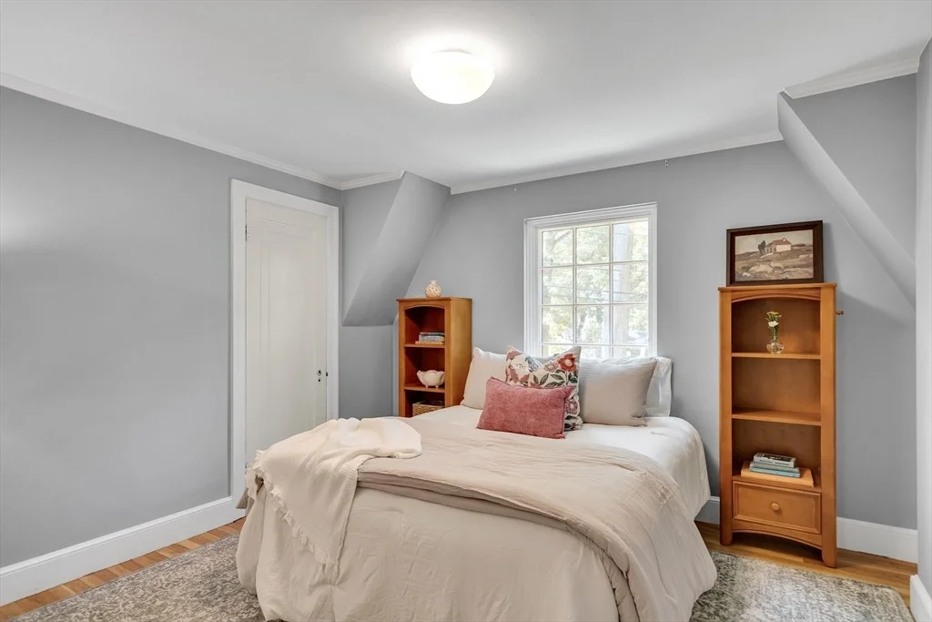 Photo of 72 Beverly Rd