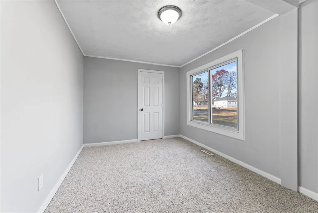 Photo of 195 Almira Rd