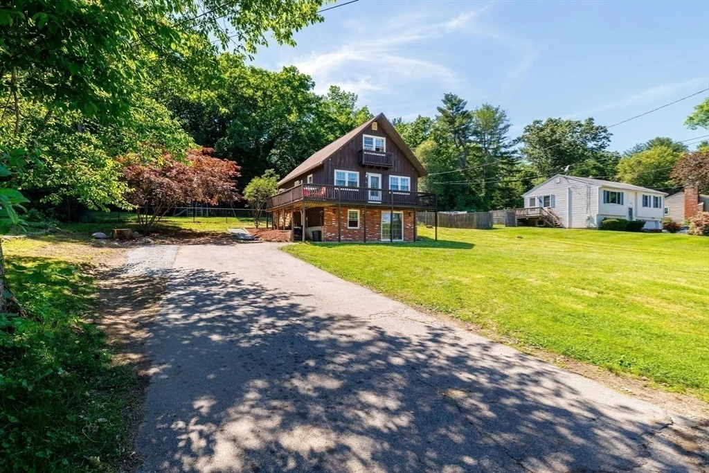 Photo of 33 Lakeview Ave