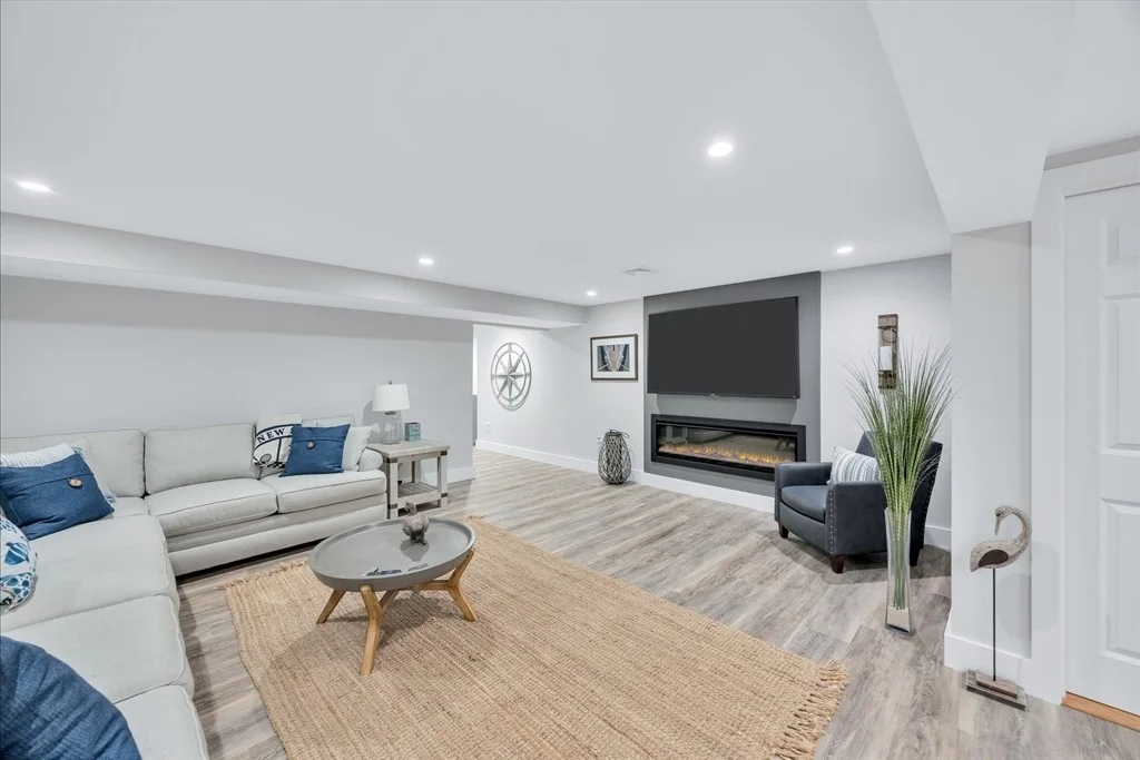 Photo of 72 Highwood Way